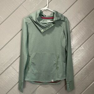 5.11 women’s pullover, small